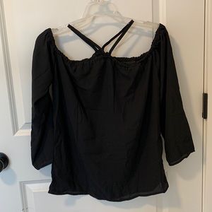 Black 3/4 length sleeve top
